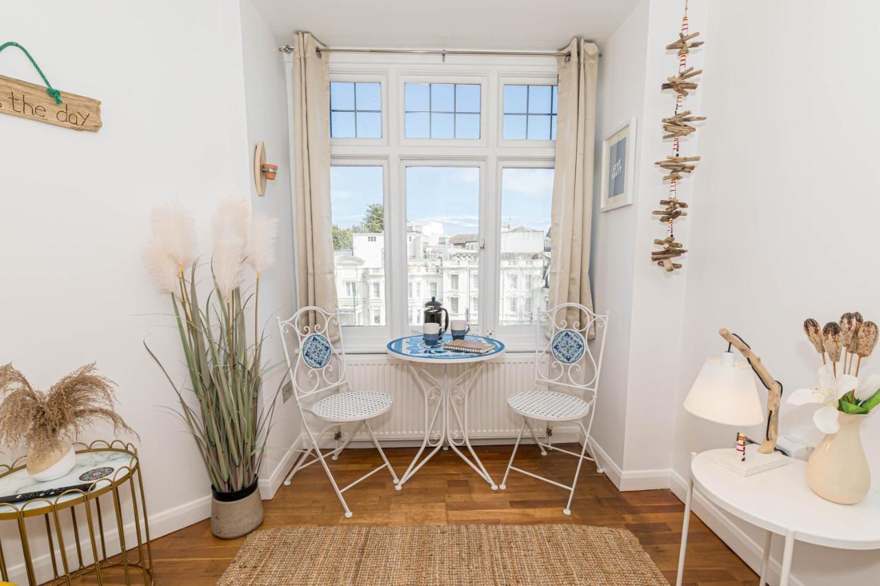 Ocean Breeze - 1 Minute From The Beach - 10 Minute From Bic - Fast Wi-Fi - Smart Tv Bournemouth Zewnętrze zdjęcie